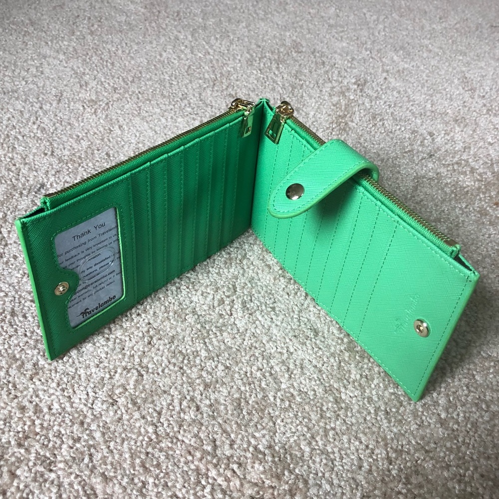 NWT Green Travel Wallet